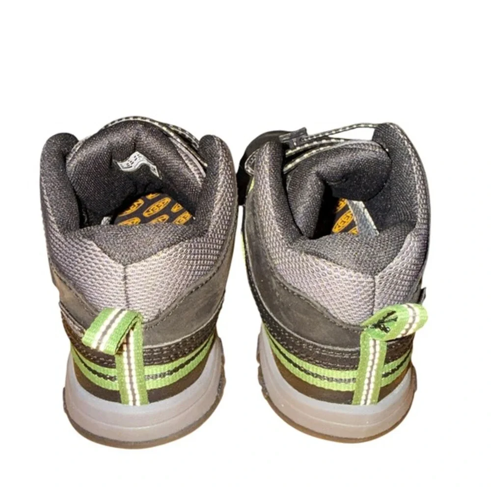 NEW KEEN Big Kids 2 Targhee Mid 